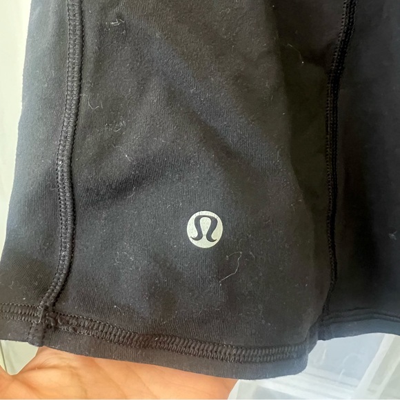 Lululemon Spaghetti Strap Yoga Tank with Criss Cross Back Sz 8 - Picture 4 of 8